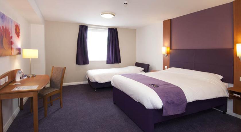 Premier Inn Glasgow East Kilbride - Peel Park Habitación foto