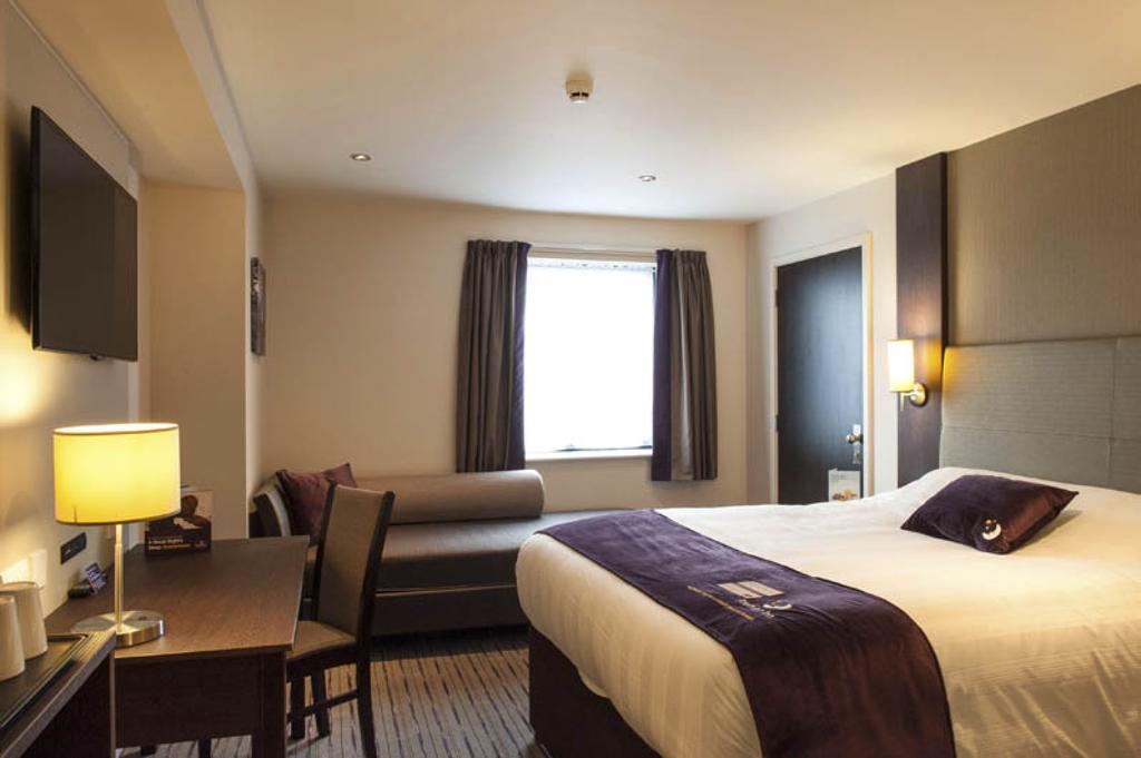 Premier Inn Glasgow East Kilbride - Peel Park Habitación foto