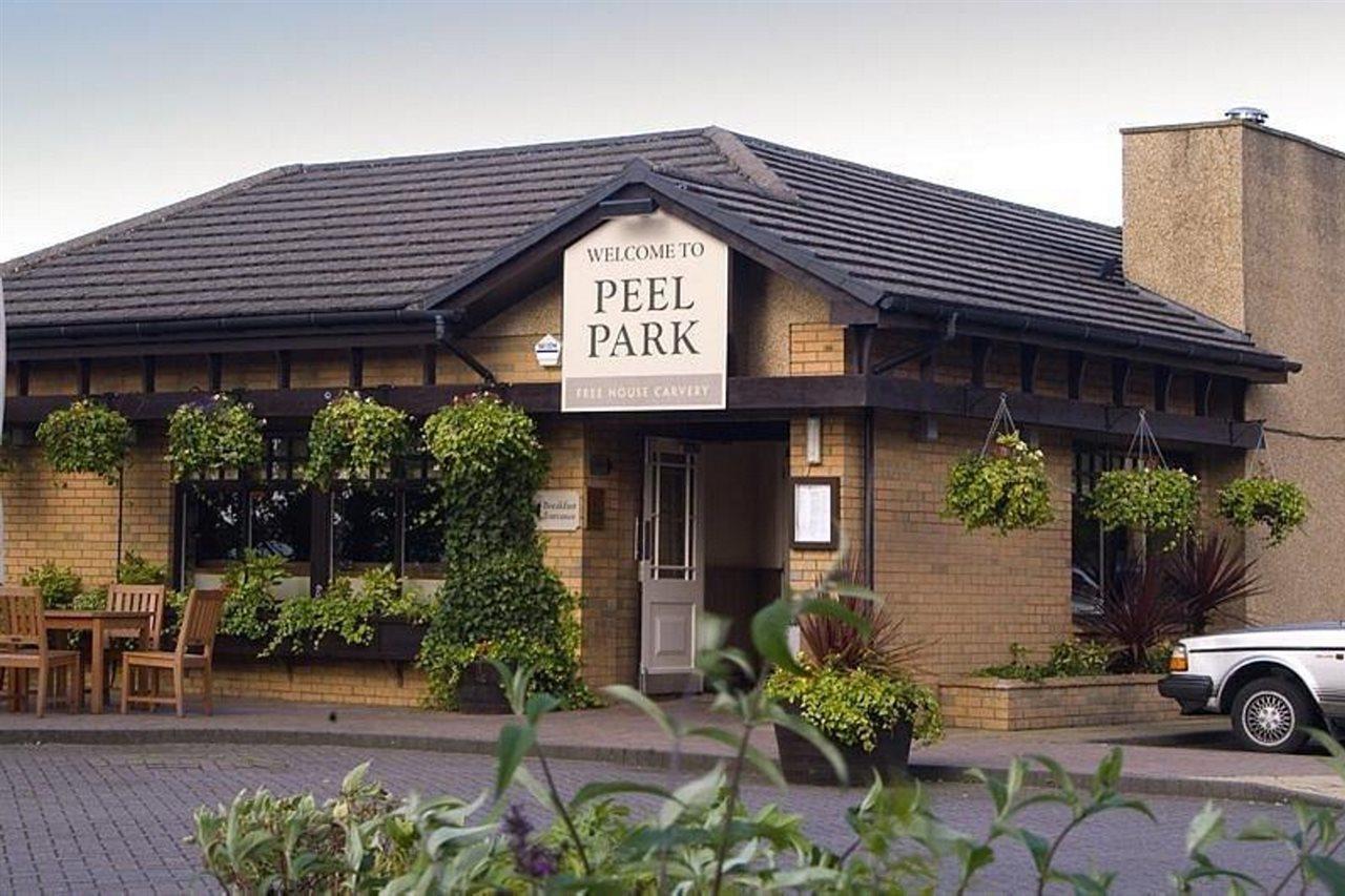 Premier Inn Glasgow East Kilbride - Peel Park Exterior foto